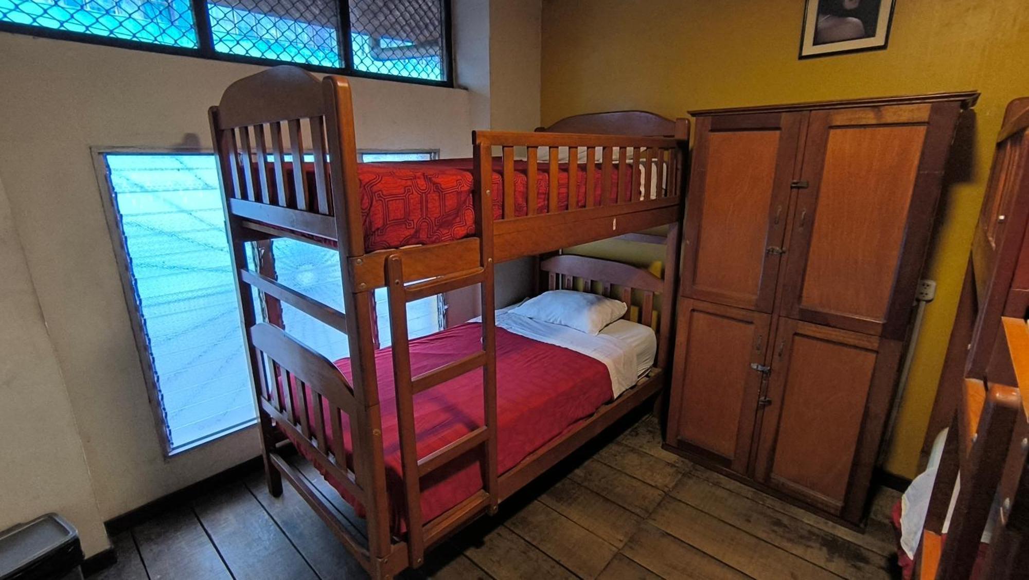 Flying Dog Hostel Iquitos Dış mekan fotoğraf
